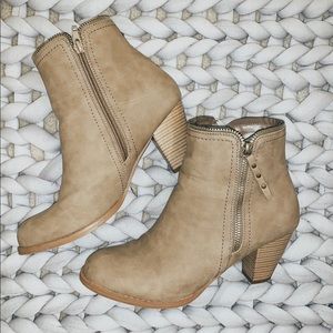 Beige heeled booties